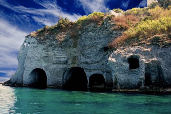 grotte di pilato isola di ponza